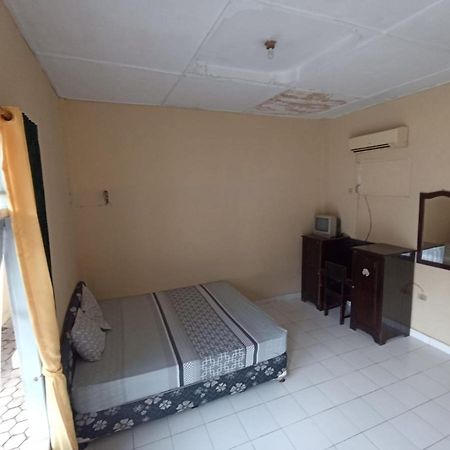 Hotel Redante 1 Baturaja  Zewnętrze zdjęcie