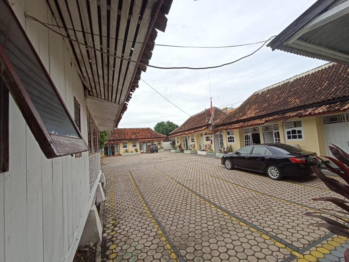 Hotel Redante 1 Baturaja  Zewnętrze zdjęcie